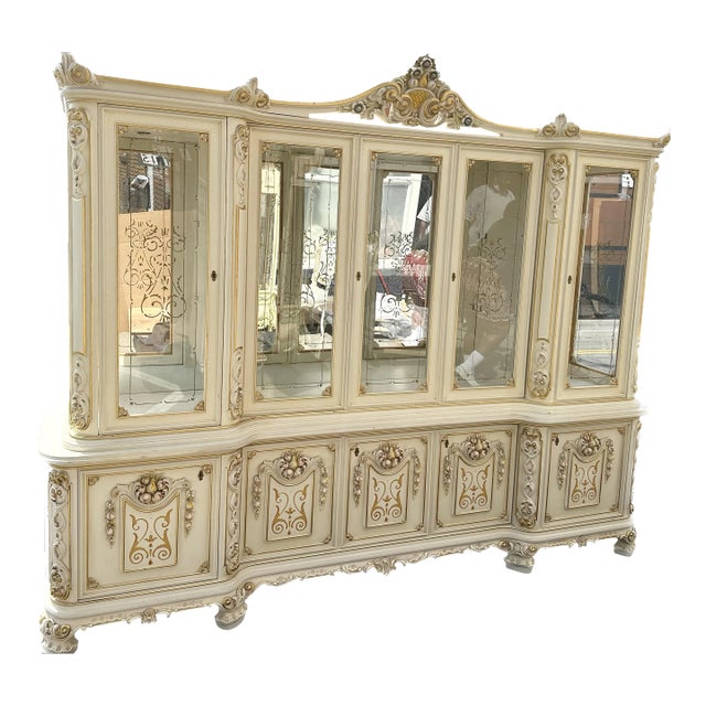 Italian Silik Brand Dining Rooms Display China Cabinet For Sale