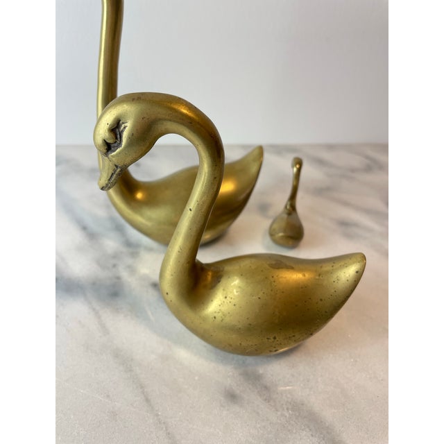 Set of 3 Vintage Brass Swan Figurines — Hollywood Regency / Mid-Century Decor For Sale - Image 4 of 9
