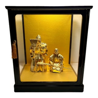 Vintage Japanese Takasago “Jotomba” Happy Couple Figurines in Lacquer Display For Sale