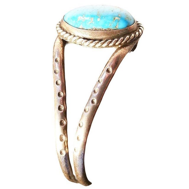 Mid-Century Modern Vintage Turquoise Cabochon and Silver Bracelet For Sale - Image 3 of 5