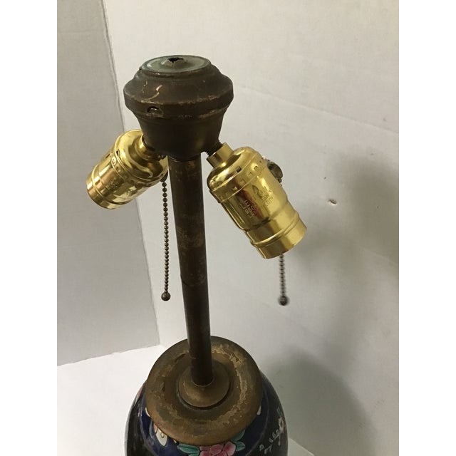 Mid 20th Century Antique Asian HandPaint Bird Lamp Double Socket For Sale - Image 5 of 10