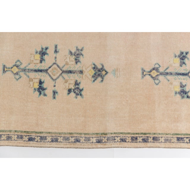 Turkish Mid 20th Century Oushak Beige Hallway Runner Rug For Sale - Image 3 of 10