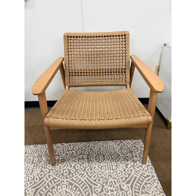 Tan Mid Century Style Natural Oak and Rope Lounge Chair For Sale - Image 8 of 8