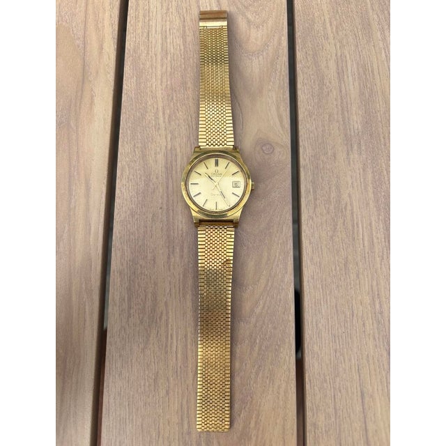 Very nice Omega automatic watch with date display, gold-plated. The watch starts without any problems, but I cannot...
