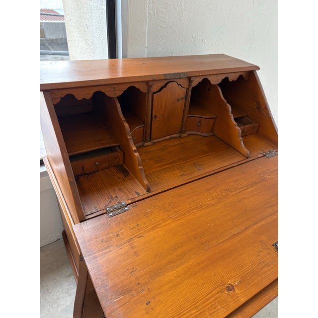 18th Century Dutch Bombe Slant Front Secretary Desk in Pine For Sale - Image 10 of 10