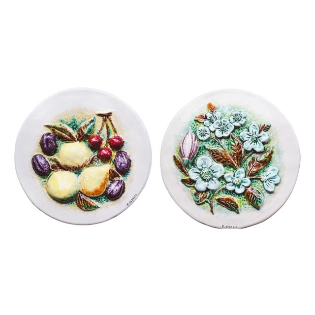 Vintage Italian Maiolica Decorative Plates, Set of 2 For Sale