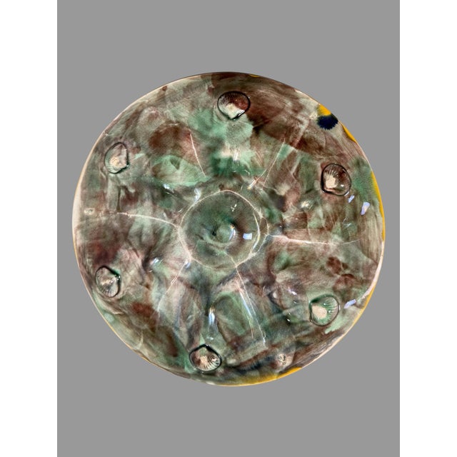 19th Century S. Fielding & Co. English Majolica Multicolored Oyster Plate Seaweed Decoration For Sale - Image 4 of 5