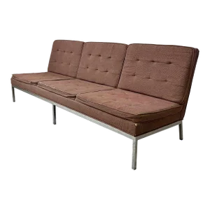 Florence Knoll Sofa in Need of Restoration