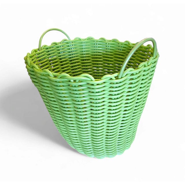 Woven Plastic Rattan Baskets, 1970s For Sale - Image 6 of 10