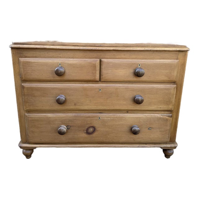 19th Century English Pine Chest of Drawers For Sale
