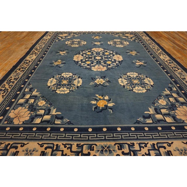 1980s Royal Blue Medallion Vintage Art Deco Modern Chinese Peking Room Size Rug For Sale - Image 4 of 15