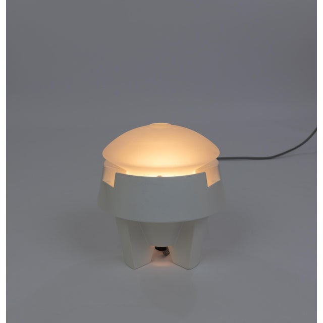 1990s White Gi-Gi Table Lamp by Umberto Riva for Fontana Arte, 1990s For Sale - Image 5 of 9