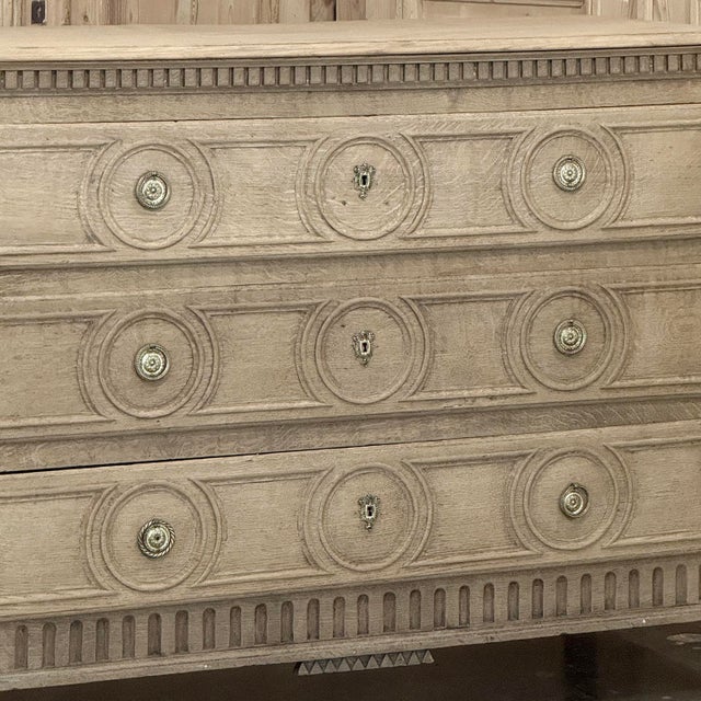 18th Century French Louis XVI Period Three-Drawer Commode in Stripped Oak For Sale In Dallas - Image 6 of 17