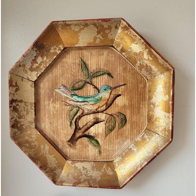 Chinoiserie A Pair of Chinoiserie Style Hummingbird Verre Eglomise Paintings - Signed For Sale - Image 3 of 13