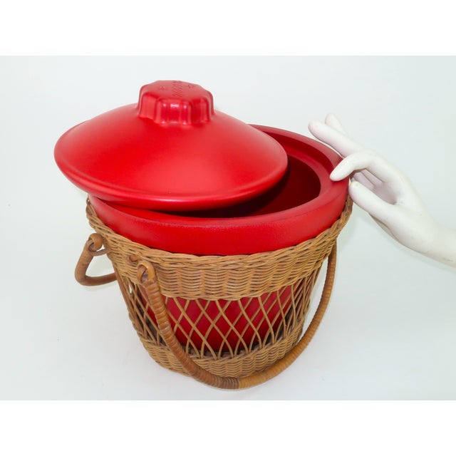 b.f. Goodrich N'icer Red Ice Bucket With Wicker Basket Carrier, 1950's For Sale - Image 13 of 13