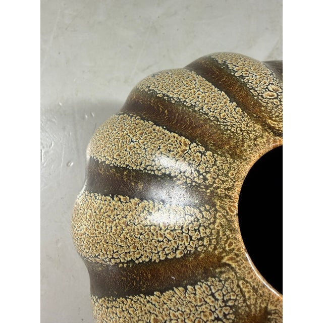1930s Vase by Leen Muller for Plazuid Gouda, 1932 For Sale - Image 5 of 9