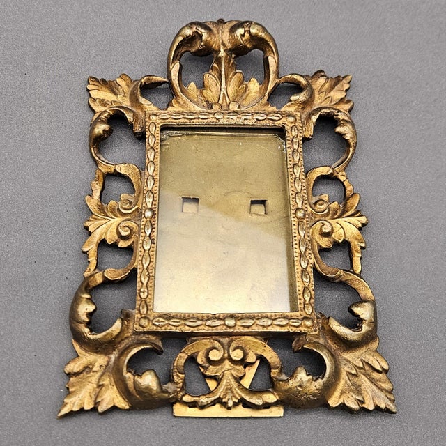 Rococo Louis XV Style Bronze Frame, 19th Century, in Very Good conditions. Designed 1890 to 1919