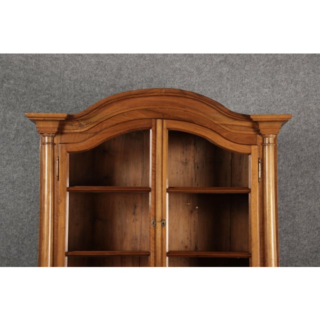 Biedermeier Top Display Cabinet in Walnutm Southern Germany For Sale - Image 15 of 18
