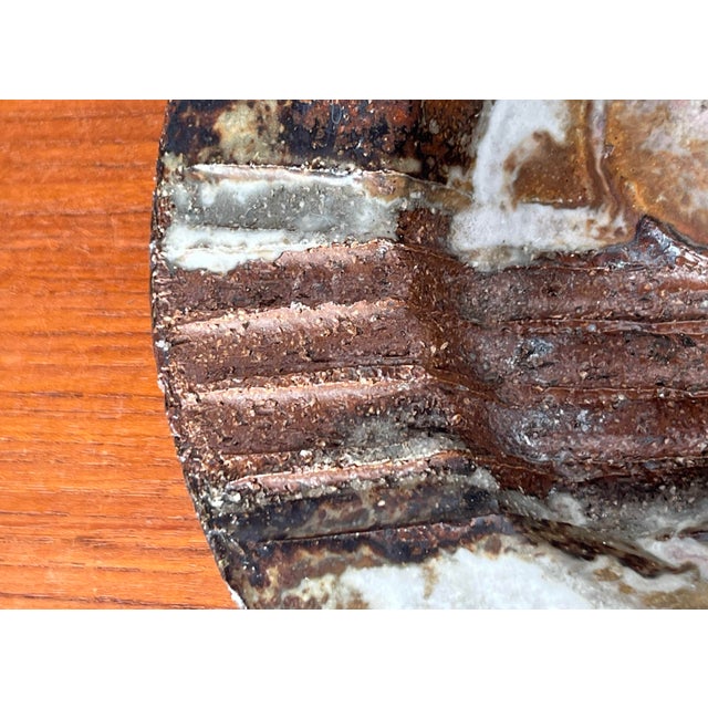 Beige Mid-Century Modern Danish Studio Pottery Bowl by Aksel Larsen for Axella, 1960s For Sale - Image 8 of 17