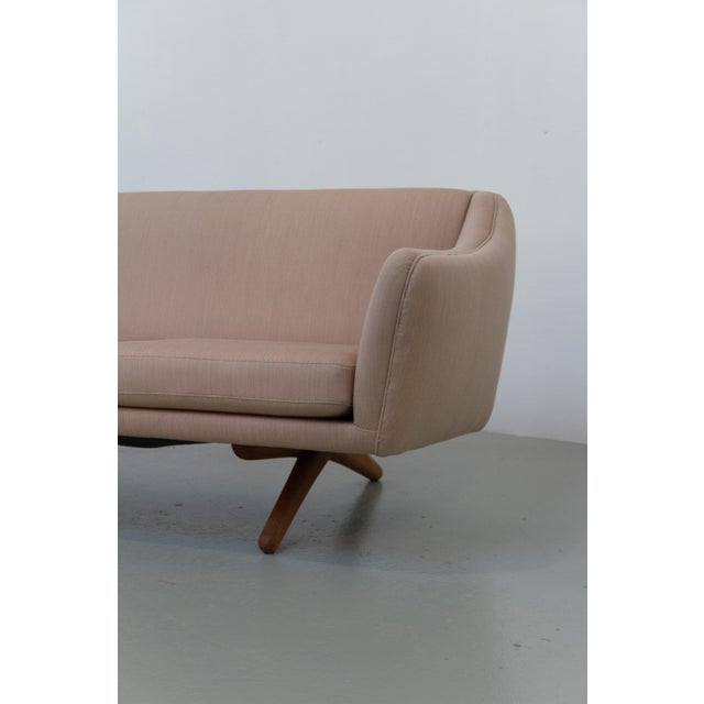 Mid-Century Danish ML-140 3-Seater Sofa from Illum Wikkelsø, 1960s For Sale - Image 4 of 18