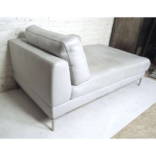 1960s Vintage Modern White Settee For Sale - Image 4 of 10