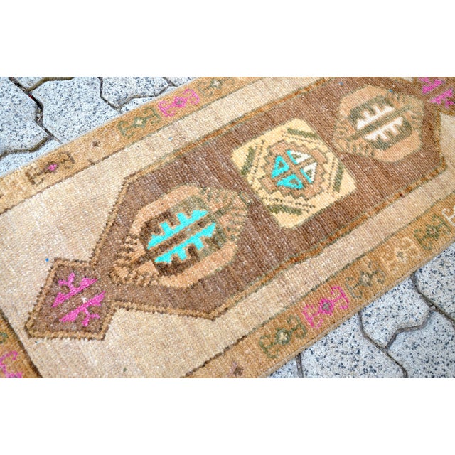 Vintage Camel Boho Chic Rug For Sale - Image 4 of 6