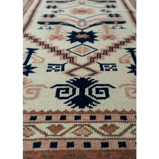 Turkish Turkish Vintage Rug 2'8" x 4'5" #20692 For Sale - Image 3 of 8