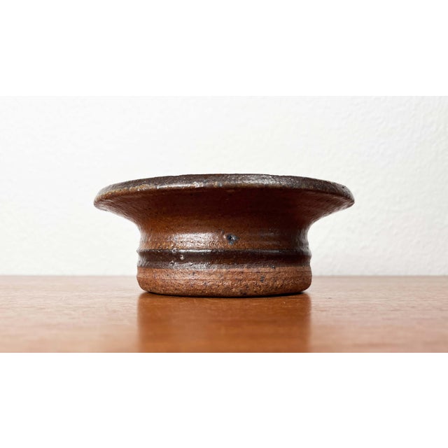 Mid-Century Modern Danish Studio Pottery Bowl by Lisbeth Sallingboe for Jelling Keramik, 1960s For Sale - Image 4 of 18