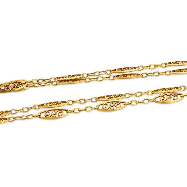 19th Century Victorian 18k Yellow Gold Chain Necklace For Sale - Image 4 of 6