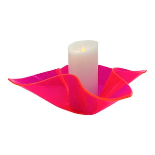 1960s Retro Mid-Century Modern Neon Pink Acrylic / Lucite Pillar Candleholder For Sale