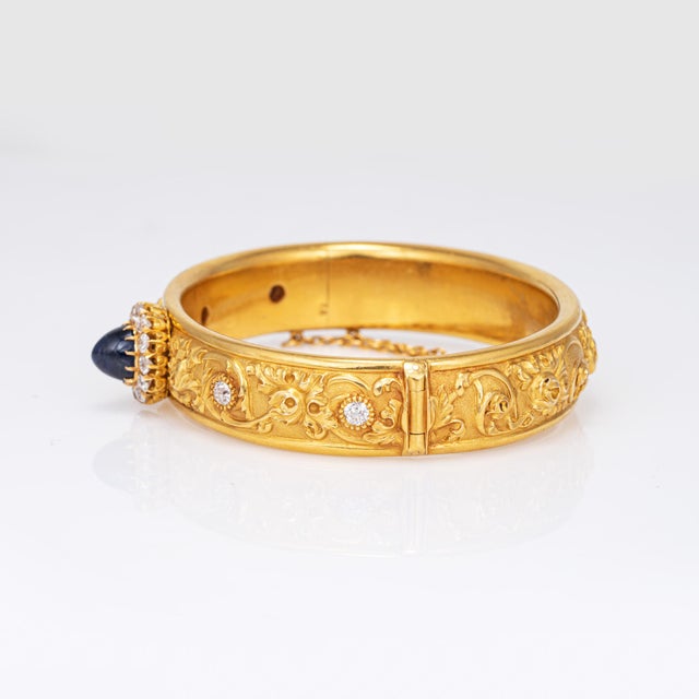 Antique Gia No Heat Sapphire Diamond Bracelet 19k Yellow Gold Leitao & Irmao For Sale - Image 4 of 6