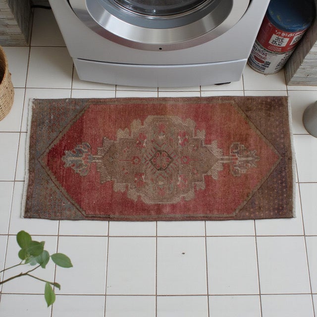 Vintage Oushak Small Rug 2x3 Hand-Knotted Turkish Muted Red Door Mat This vintage Oushak rug features a beautifully...