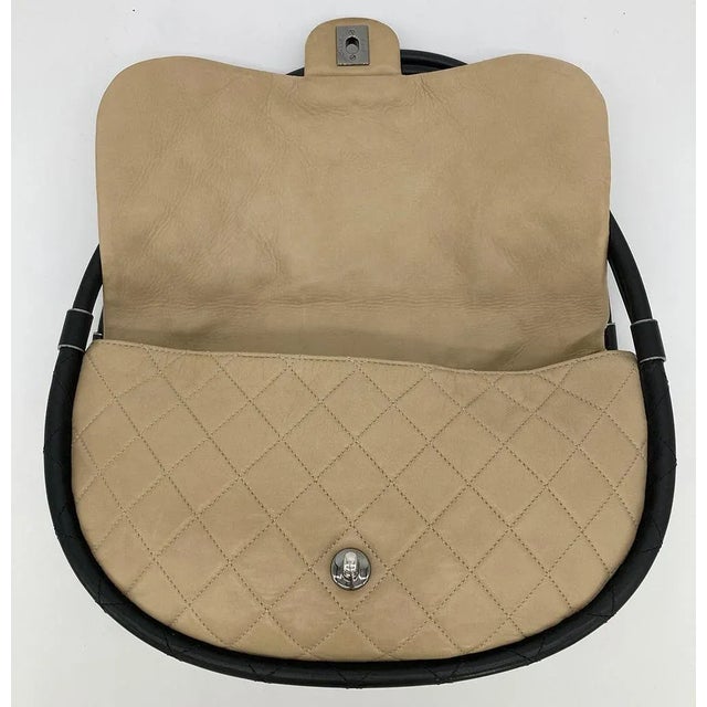 Rare Chanel Nude Lambskin Hula Hoop Bag For Sale In Philadelphia - Image 6 of 10