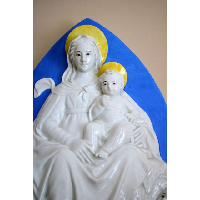 Baroque Relief of Madonna with Angels, 1860, Porcelain For Sale - Image 3 of 9