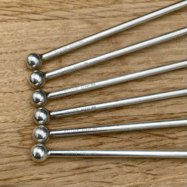 Wallace Silversmiths Antique 1920s Wallace Sterling Silver Heart Shaped Sipping Spoon Set of 6 For Sale - Image 4 of 5