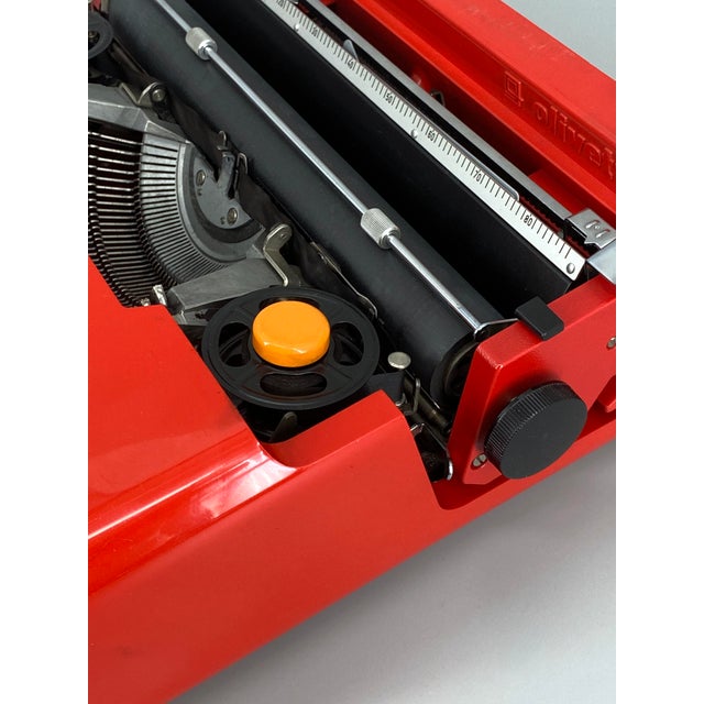 Red Red Valentine Typewriter by E. Sottsass and P. King for Olivetti, Italy, 1970s For Sale - Image 8 of 18