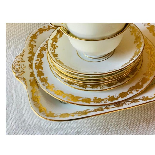 Josiah Wedgwood 1950s Wedgwood Whitehall Gold Ivy Bone China Tea Set, 10-Piece For Sale - Image 4 of 18