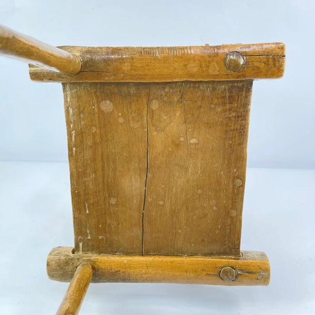 Wood Early 20th Century Baule Kétéklé Chair Côte d'Ivoire MATTER COLLECTION For Sale - Image 7 of 8