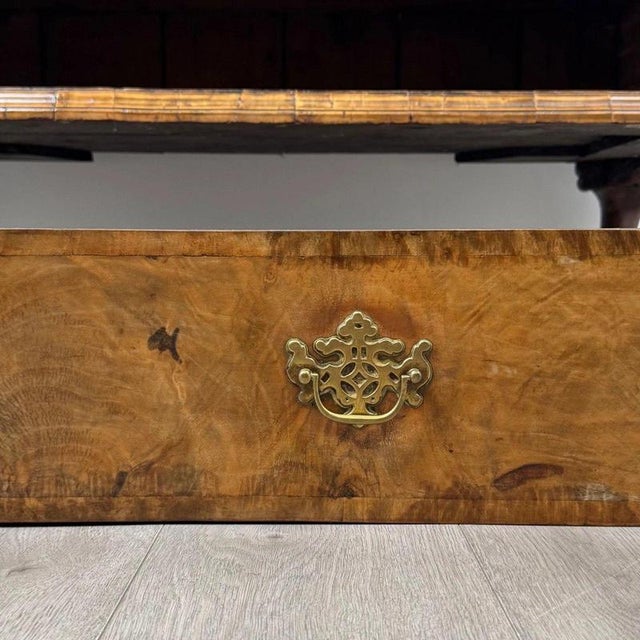 18th Century Queen Anne English Walnut Chest of Drawers For Sale - Image 11 of 12