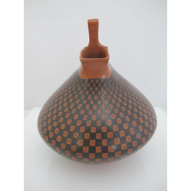 Mata Ortiz Olga Quezada Mexico Geometric Checkerboard Pottery Wedding Vase For Sale - Image 4 of 10