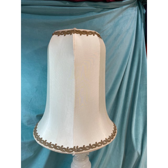 Mid-Century Modern Mid-Century Regency Alabaster Table Lamp For Sale - Image 3 of 6