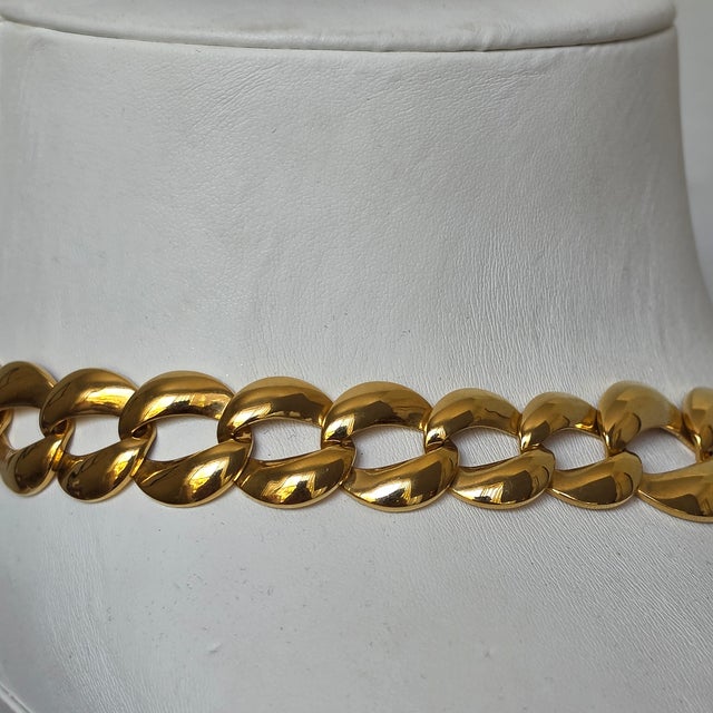 Napier Signed 1980s Gold Tone Graduated Curb Link Statement Necklace For Sale - Image 11 of 12