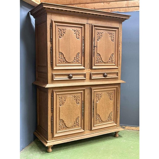 18th Century Oak 4-Door Buffet For Sale - Image 5 of 15