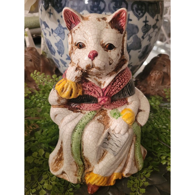 Vintage Colorful Regency Ceramic Staffordshire Sitting Throne Cats Statue- a Pair For Sale - Image 9 of 10