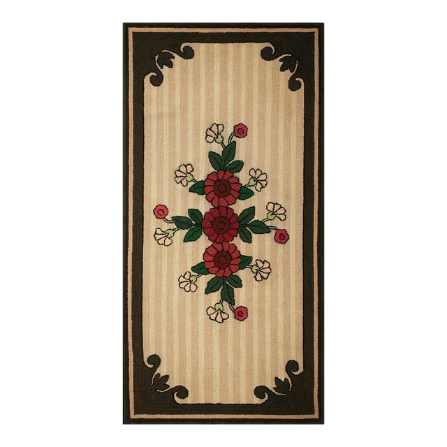 1940s Beige Floral Folk Art Antique American Hooked Rug 2' 10" X 5' 10" Handknotted Wool Carpet For Sale