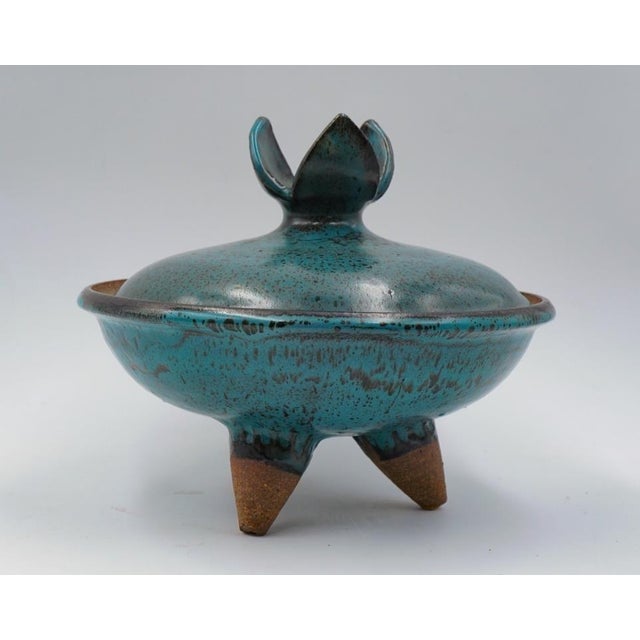 Vintage mid 20th century lidded pottery 3 footed bowl by Joel Edwards (1923 - 2007) California. Signed on bottom, speckled...