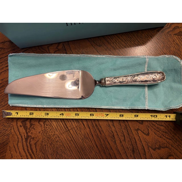 Traditional TIffany & Co Silver Cake/Pie Server For Sale - Image 3 of 3