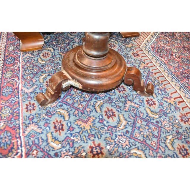 Mid 20th Century Antique Renaissance Revival Style Walnut Barley Twist Fireplace Display Screen For Sale - Image 5 of 8