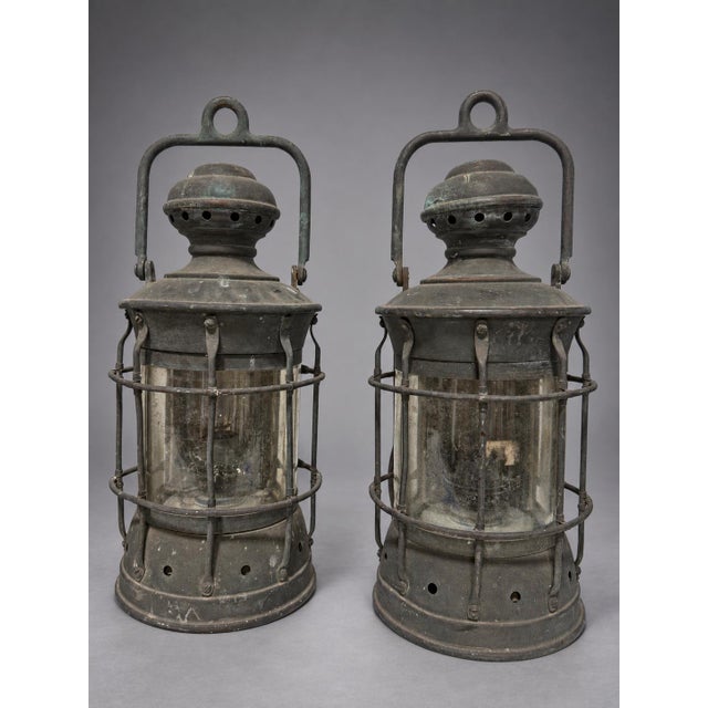 Gray Set of 4 Antique Industrial Style Maritime Ship Masthead Lanterns C. 1930 For Sale - Image 8 of 8