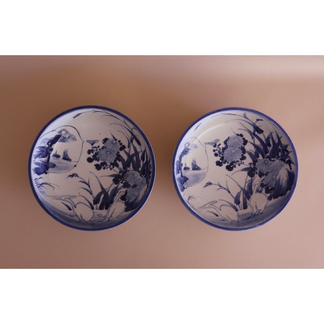 A Pair of Late 20th Century Japanese Bowls For Sale - Image 4 of 10